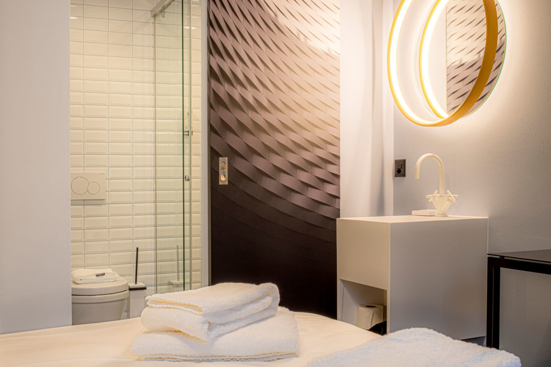 Bloombasel weissheimer MG 8151